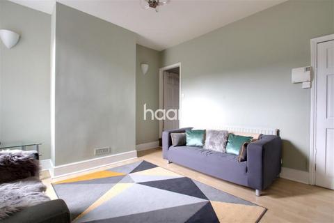1 bedroom in a house share to rent - Wolfa Street
