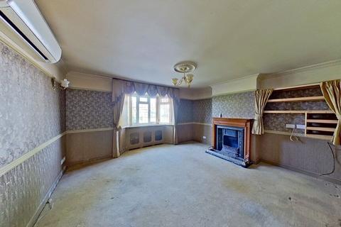 36 Chestnut Drive, Greenhill, Herne Bay, CT6 7PP