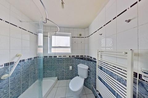 36 Chestnut Drive, Greenhill, Herne Bay, CT6 7PP