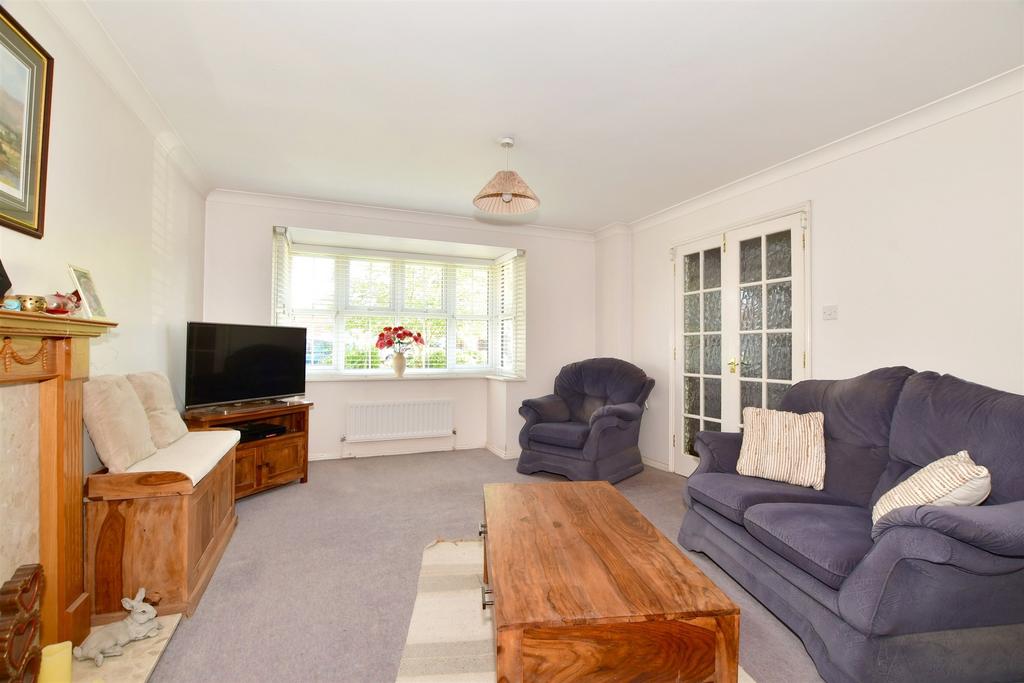 Ropeland Way, Horsham, West Sussex 5 bed detached house - £700,000