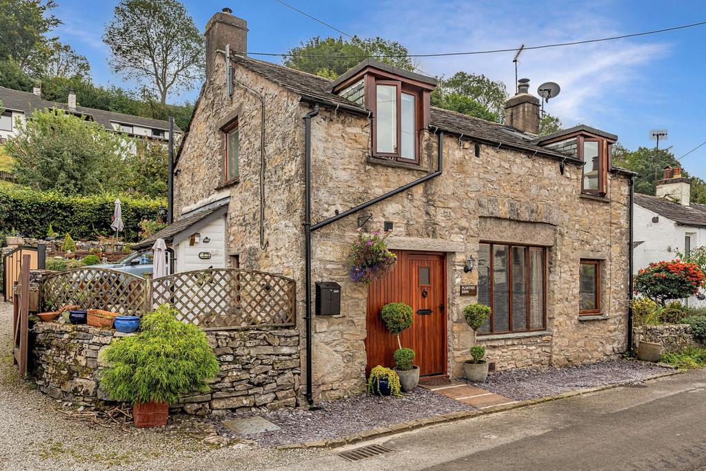 Plum Tree Barn, Levens, LA8 3 bed detached house for sale £385,000