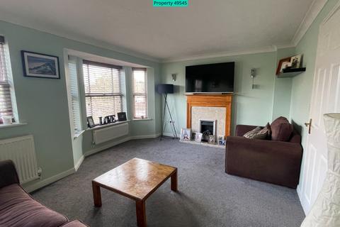 17 Reeves Road, Devizes, SN10 3UB