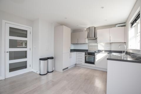 2 bedroom apartment to rent, New Haw Road, Addlestone KT15