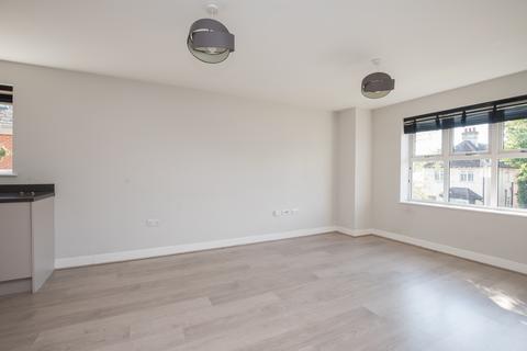 2 bedroom apartment to rent, New Haw Road, Addlestone KT15