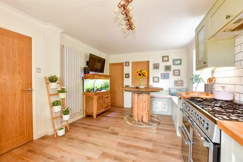 Aloha Common Lane, River, Dover, CT17 0PN