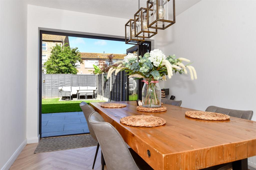 St. Augustine's Park, Ramsgate, Kent 3 bed semidetached house for sale