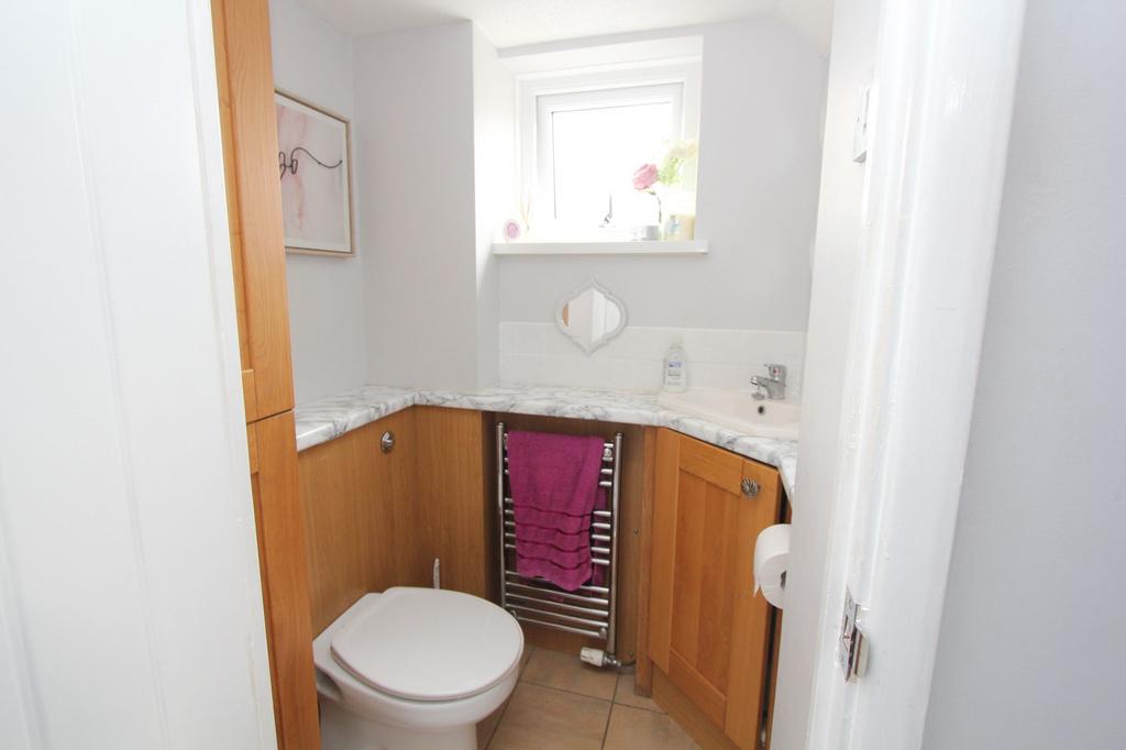 Cloakroom/WC