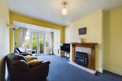 3 bedroom semi-detached house for sale - Manorfield Avenue, Driffield, YO25 5HP