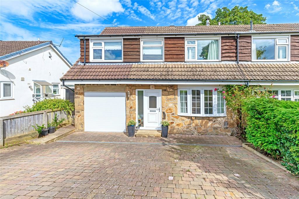 St. Johns Avenue, Addingham, Ilkley, West Yorkshire, LS29 4 bed semi