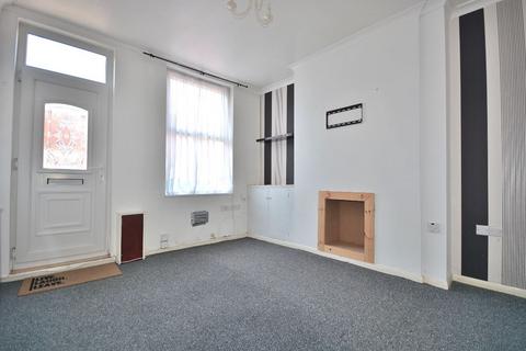 23 Ealing Avenue, Nottingham, NG6 0BB