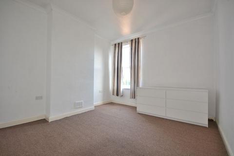 23 Ealing Avenue, Nottingham, NG6 0BB
