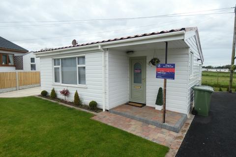 1 bedroom mobile home for sale - Riverside Chalet Park, Poulton Le Fylde, FY6 7RA