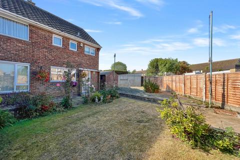 12 Codrington Gardens, Gravesend, DA12 5DB