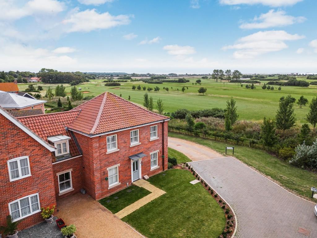Hunstanton 4 bed semidetached house for sale £575,000