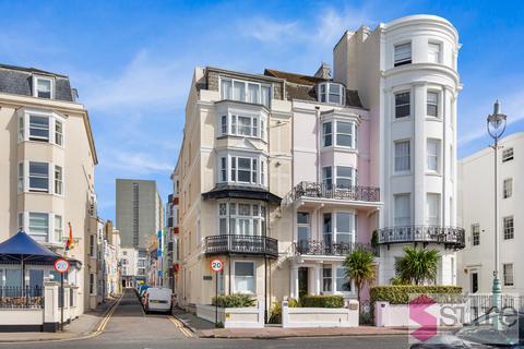 Studio to rent, Marine Parade , East Sussex