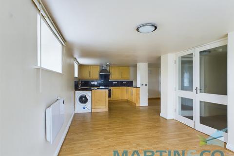1 bedroom apartment for sale - Parkvale Court, Castleton