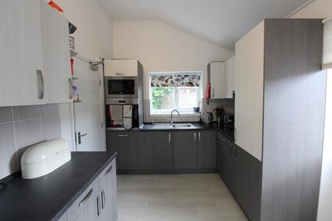 undefined, Honeysuckle Road, Southampton