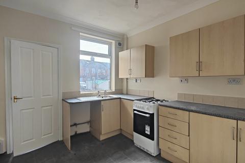 2 bedroom terraced house to rent, Halton Street, Featherstone, Pontefract, West Yorkshire, WF7