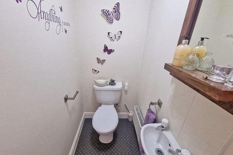 24 Ampleforth Drive, Willenhall, WV13 2LG