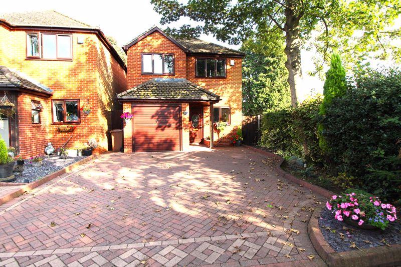 New Road, Brownhills, Walsall, WS8 6AT 4 bed detached house for sale