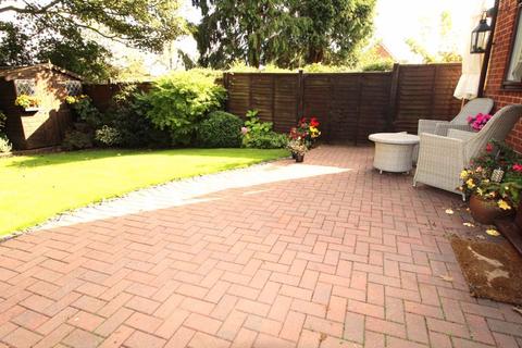 4 bedroom detached house for sale - New Road, Brownhills, Walsall, WS8 6AT