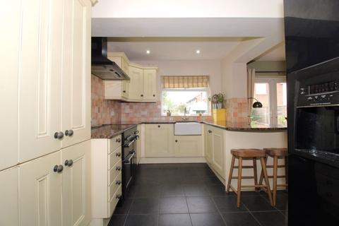 4 bedroom detached house for sale, Leighswood Avenue, Aldridge, WS9 8BB