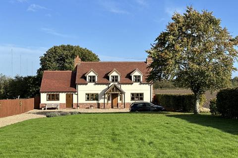 4 bedroom country house for sale - Lindridge Road, Sutton Coldfield, B75
