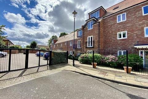 1 bedroom flat for sale, Christopher House, Blandford Close