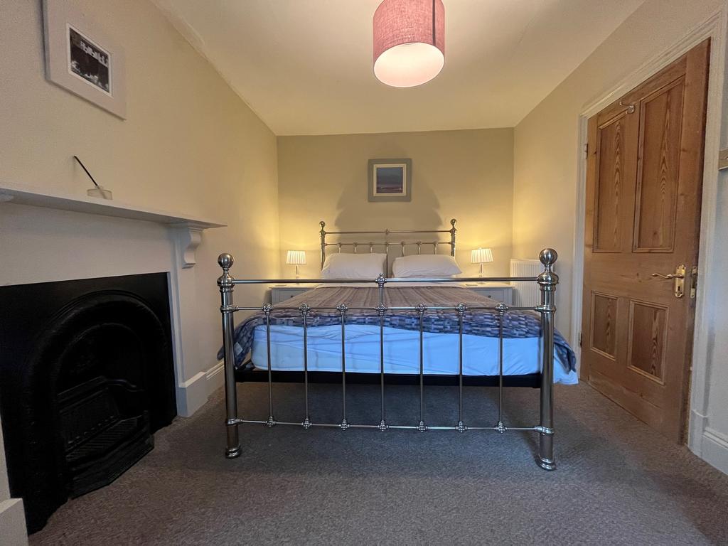 Front Double Bedroom 2