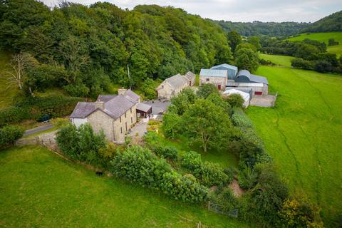 4 bedroom property with land for sale, Pontgarreg, Llangrannog, SA44