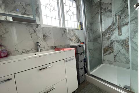 115 Abbotts Drive, Wembley, HA0 3SH