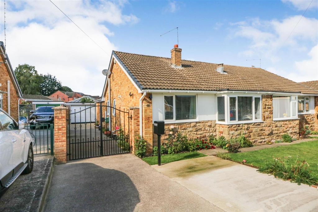 Holly Grove, Brierley, Barnsley 2 bed semi-detached bungalow for sale ...