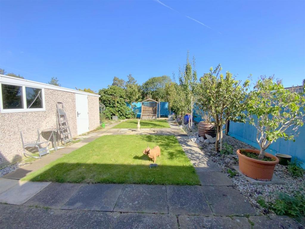 Ancaster Avenue, Scartho 3 bed semidetached bungalow for sale £160,000