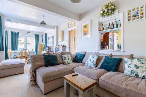 4 bedroom chalet for sale - Harwood Avenue, Goring-by-Sea
