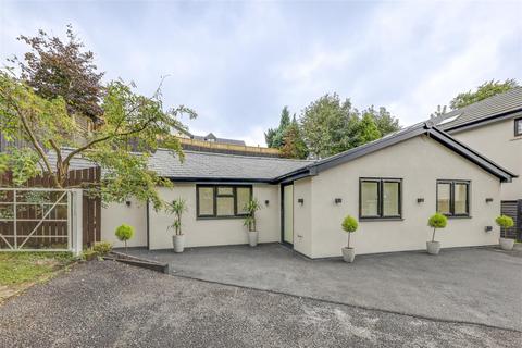 2 bedroom detached bungalow for sale - Chadderton Fold, Chadderton, Oldham, Greater Manchester