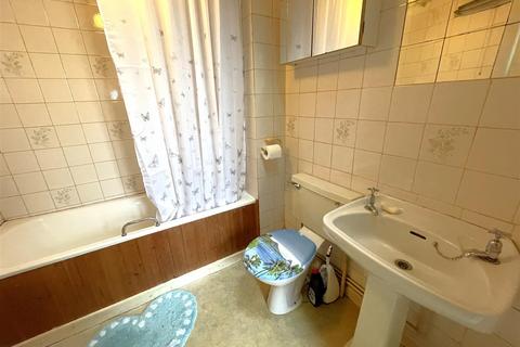 1 Castle Hill, Lostwithiel, PL22 0DD