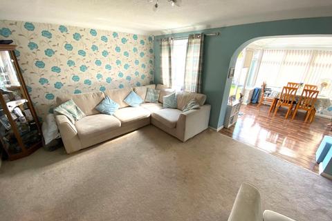 3 bedroom end of terrace house for sale - Thornapple Close, Cherry Lodge, Northampton NN3