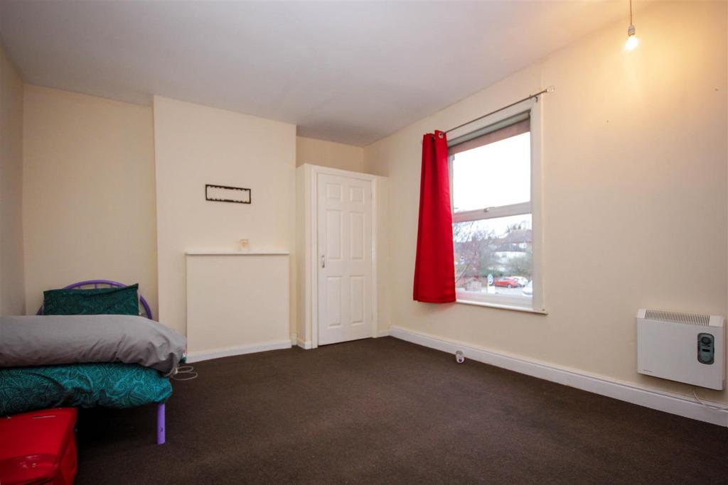45 Tunnard Street Room 3 (1).jpg