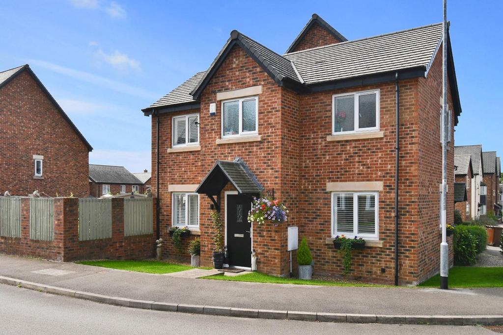 Tesla Lane, Guiseley, Leeds 3 bed detached house £359,950