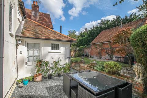 4 bedroom detached house for sale, * SIGNATURE HOME * Church Street, Blackmore, Ingatestone