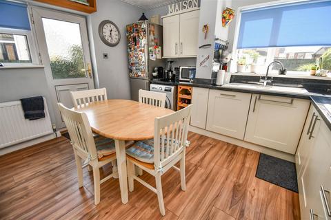 45 Faversham Avenue, Hull, HU4 7RD