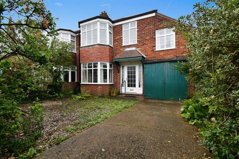 3 Derrymore Road, Willerby, Hull, HU10 6ES