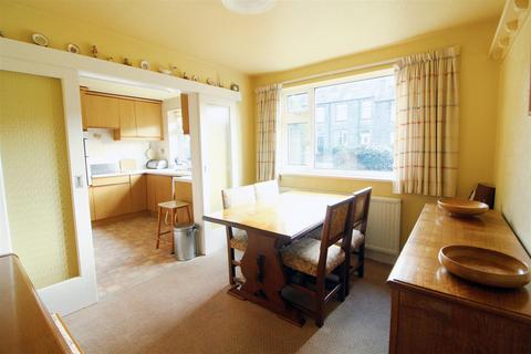 3 bedroom detached bungalow for sale, Hallas Road, Kirkburton, HD8 0QQ