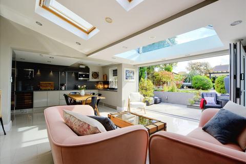 54 Barroon, Castle Donington, Derby, DE74 2PF