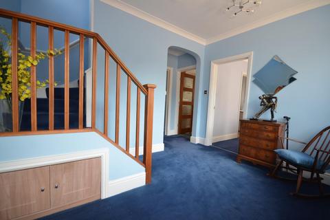 4 bedroom detached house for sale - Uxendon Crescent, Wembley
