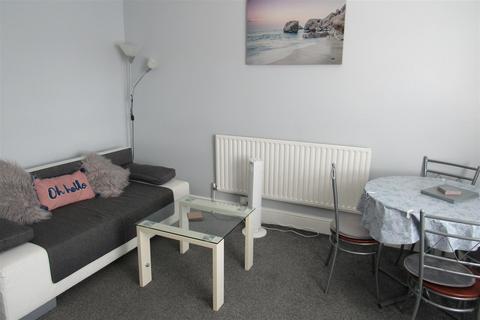1 bedroom flat for sale, William Street, Herne Bay