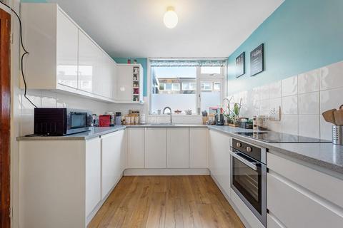 6 Ramilles Close, London, SW2 5DG