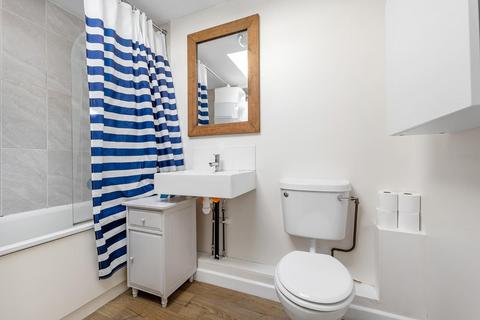 6 Ramilles Close, London, SW2 5DG