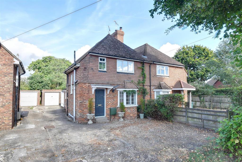 Appledore Road, Tenterden 3 bed semidetached house for sale £430,000