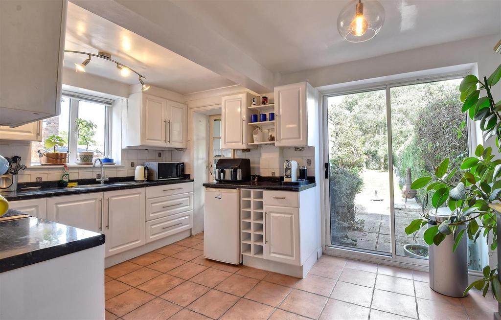 Appledore Road, Tenterden 3 bed semidetached house for sale £430,000